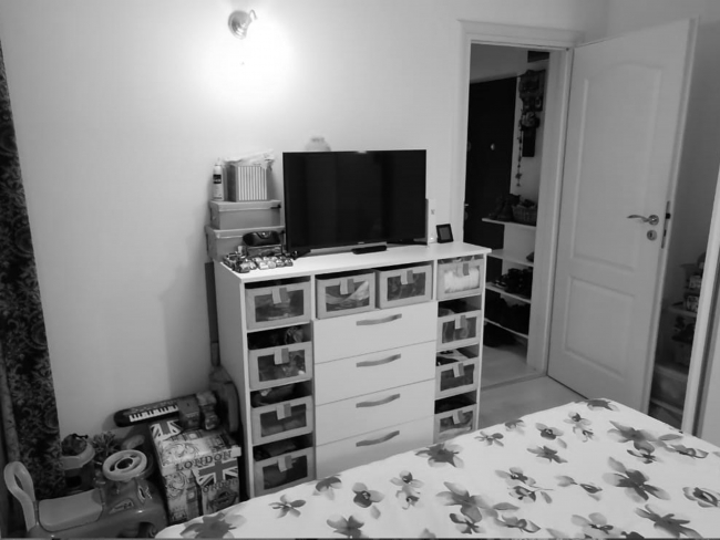 Reamenajare studio cu pat înălțat