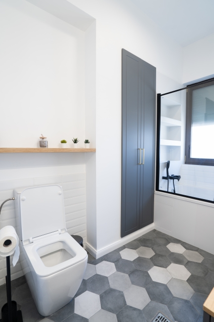 Apartament in bloc interbelic