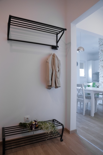 Apartament cu tapet floral