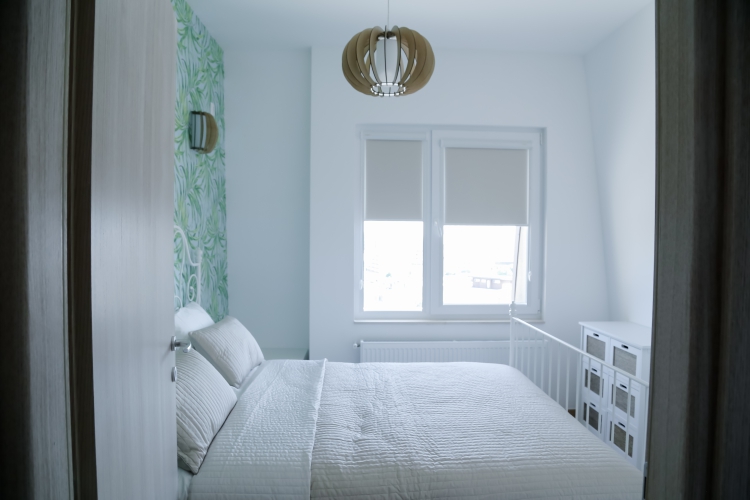 Apartament cu tapet floral