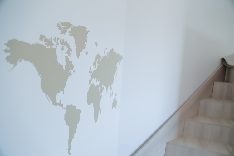 Garsoniera colorată